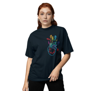 PLAYERA AZUL MARINO CORAZONES FLORES OVERSIZE